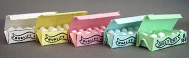 Dollhouse Miniature Pink Egg Carton - With Eggs